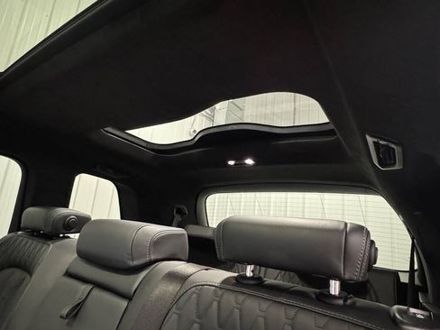 Used 2023 BMW X7 xDrive40i w/ Executive Package AWD/4WD image 20
