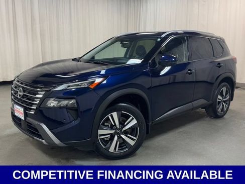 Used 2025 Nissan Rogue SL w/ Tech Package AWD/4WD image 9