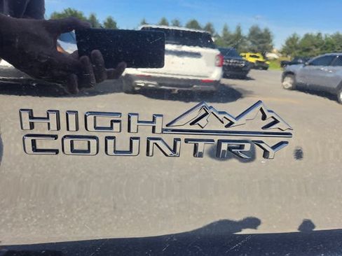 Used 2015 Chevrolet Silverado 2500 High Country w/ Duramax Plus Package AWD/4WD image 25