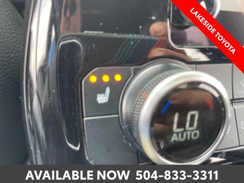 Certified 2024 Toyota Highlander XSE FWD image 36