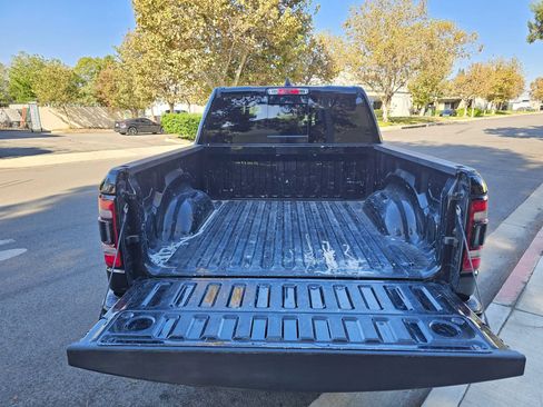 Used 2019 RAM 1500 Big Horn AWD/4WD image 27