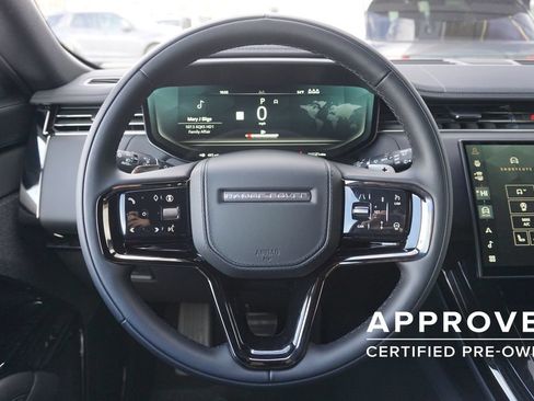Used 2025 Land Rover Range Rover Sport Dynamic SE AWD/4WD image 9