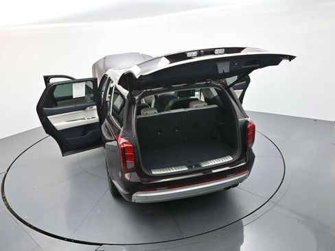 Used 2024 Hyundai Palisade Calligraphy FWD image 38