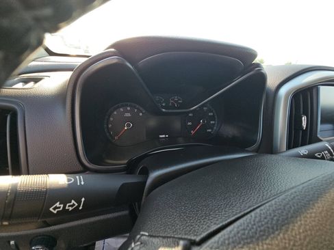 Used 2017 Chevrolet Colorado LT w/ LT Convenience Package RWD image 14