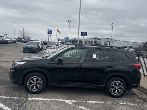Certified 2021 Subaru Forester Premium image 2