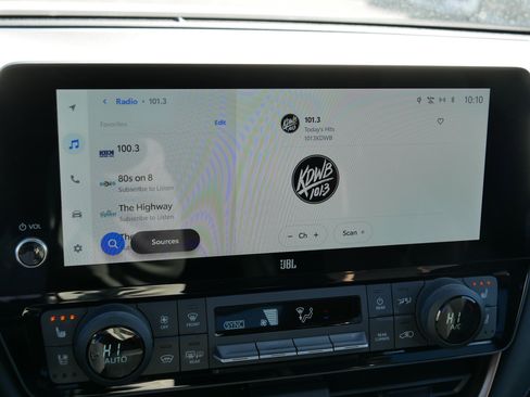 Used 2024 Toyota Grand Highlander AWD Hybrid image 22