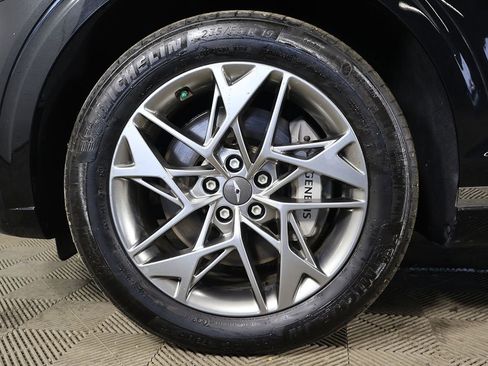 Used 2023 Genesis GV70 2.5T w/ Select Package AWD/4WD image 21