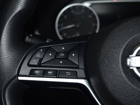 Certified 2024 Nissan Sentra SV image 7