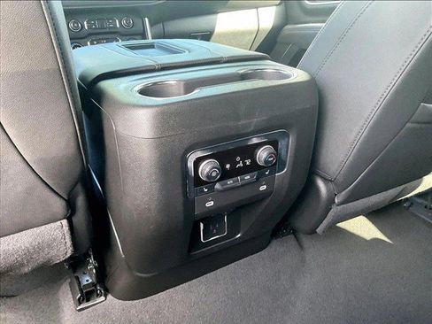 Used 2024 Chevrolet Tahoe Premier w/ Premium Package 2 RWD image 25