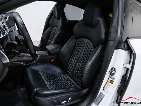 Used 2016 Audi RS 7 Prestige image 41