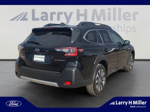 Used 2025 Subaru Outback Limited image 5