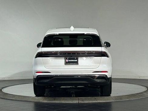 New 2026 Lincoln Nautilus Premier w/ Equipment Group 102A AWD/4WD image 8