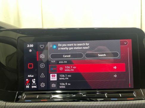 Certified 2024 Volkswagen Golf R 2.0T image 18