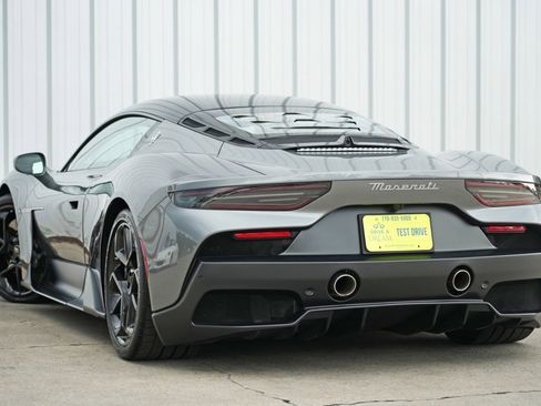 Used 2022 Maserati MC20 Coupe image 4