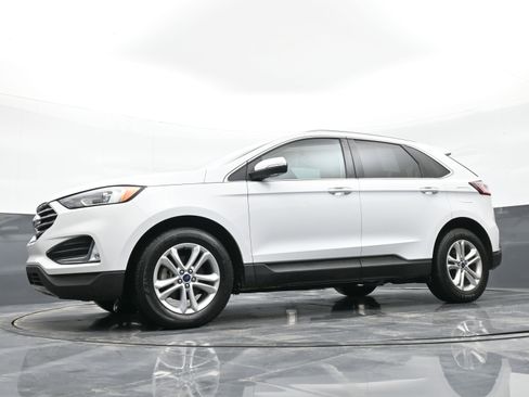 Used 2020 Ford Edge SEL image 39
