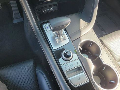 Used 2019 Genesis G70 2.0T Advanced RWD image 30