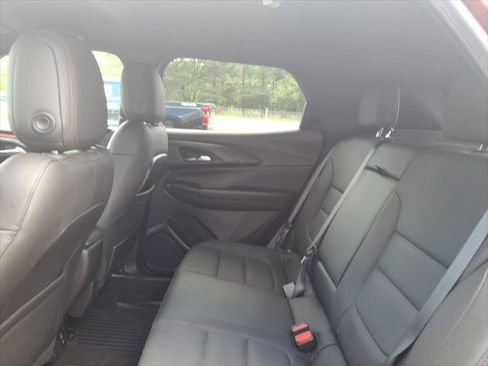 Used 2024 Chevrolet TrailBlazer RS w/ Convenience Package AWD/4WD image 10