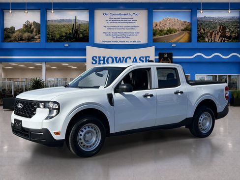 Used 2025 Ford Maverick XL w/ Equipment Group 102A AWD/4WD image 2
