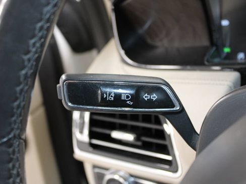 Used 2020 Lincoln Navigator L Reserve w/ Luxury Package AWD/4WD image 27