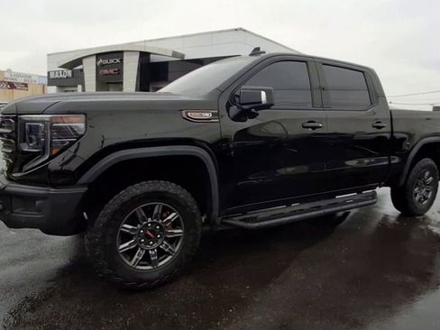 Used 2024 GMC Sierra 1500 AT4X image 6