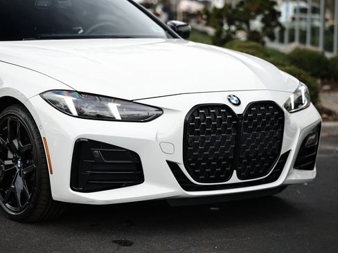 Used 2025 BMW 430i xDrive Coupe w/ M Sport Package image 2