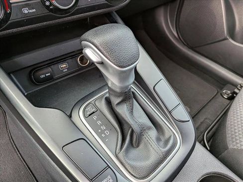 Used 2023 Kia Soul LX image 12