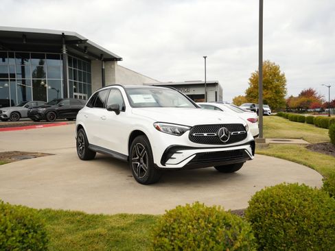 New 2026 Mercedes-Benz GLC 300 4MATIC image 1