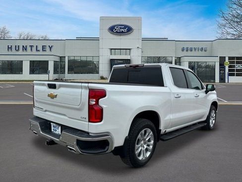 Used 2025 Chevrolet Silverado 1500 LTZ AWD/4WD image 4