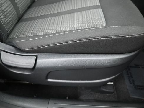 Used 2023 Kia Sorento LX image 15