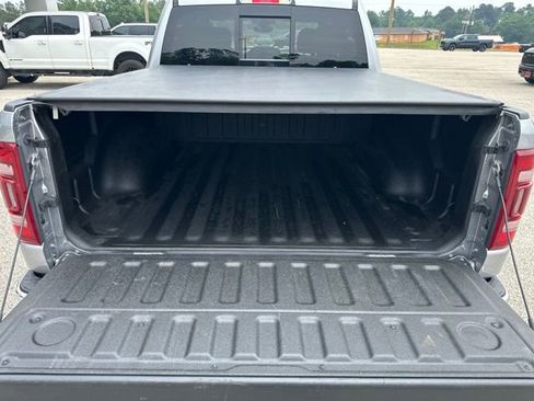 Used 2024 RAM 1500 Big Horn RWD image 41