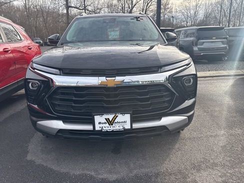 New 2026 Chevrolet TrailBlazer LT FWD image 2