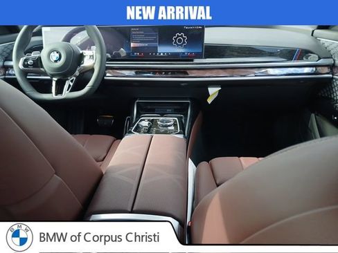 Used 2026 BMW 740i xDrive image 11