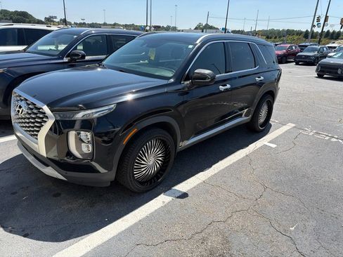 Used 2020 Hyundai Palisade SEL w/ Convenience Package FWD image 2