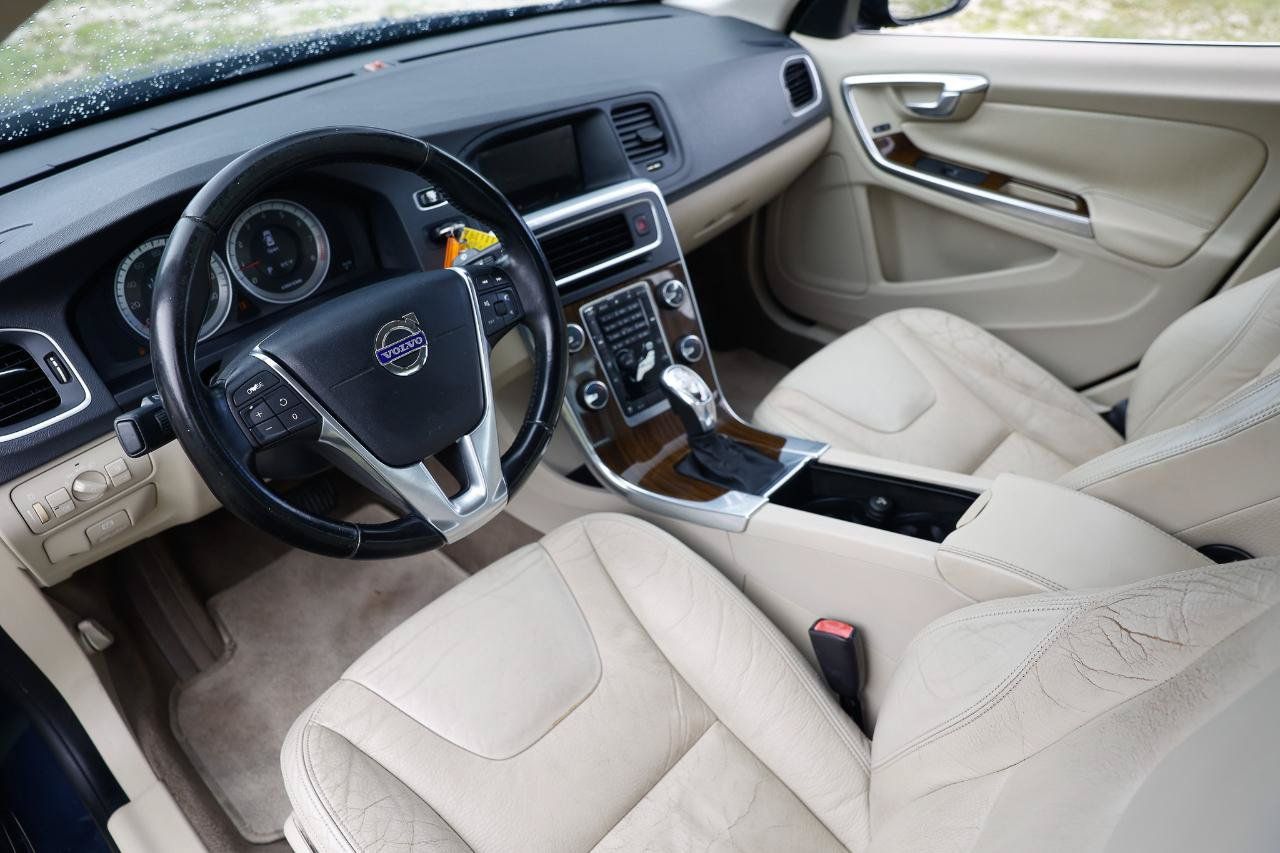 Used 2013 Volvo S60 T5 FWD image 4