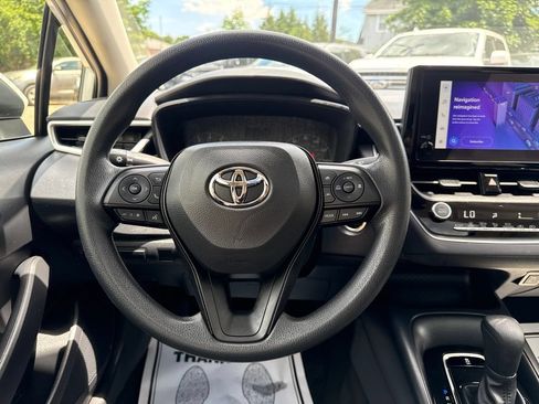 Used 2023 Toyota Corolla LE w/ LE Premium Package FWD image 24