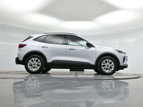 Certified 2025 Ford Escape Active image 47