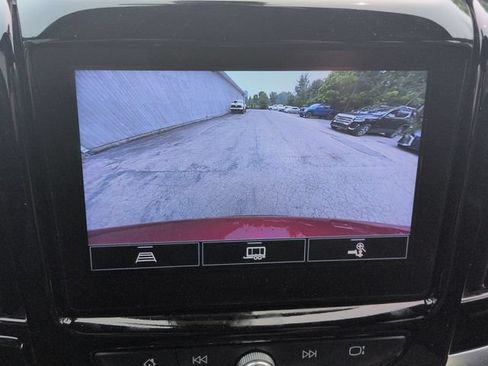 Used 2023 Chevrolet Traverse LT w/ LPO, Floor Liner Package AWD/4WD image 18