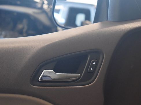 Used 2015 GMC Canyon SLT w/ Driver Alert Package image 54