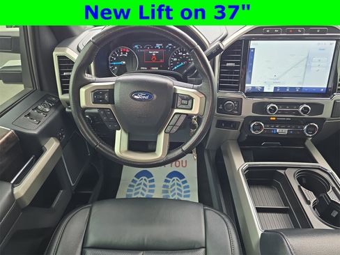 Used 2022 Ford F250 Lariat w/ Tremor Off-Road Package image 9