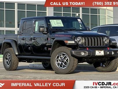 New 2026 Jeep Gladiator Rubicon w/ Steel Power Dome Hood Package