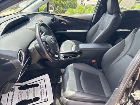 Used 2022 Toyota Prius Prime XLE FWD image 22