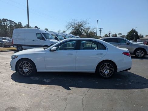 Used 2025 Mercedes-Benz C 300 Sedan image 8