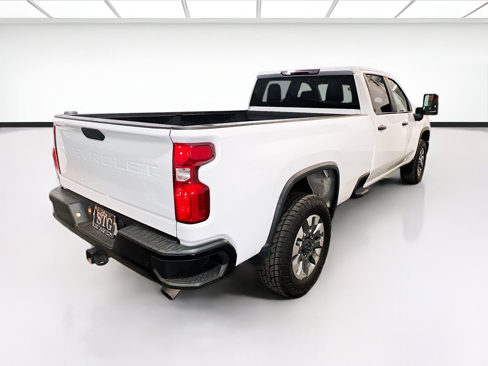 Used 2024 Chevrolet Silverado 2500 Custom w/ Custom Value Package RWD image 4
