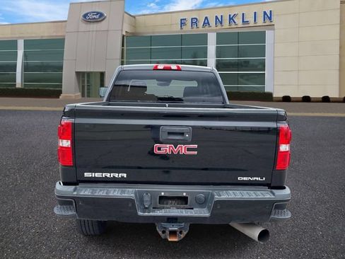 Used 2018 GMC Sierra 2500 Denali w/ Duramax Plus Package AWD/4WD image 6