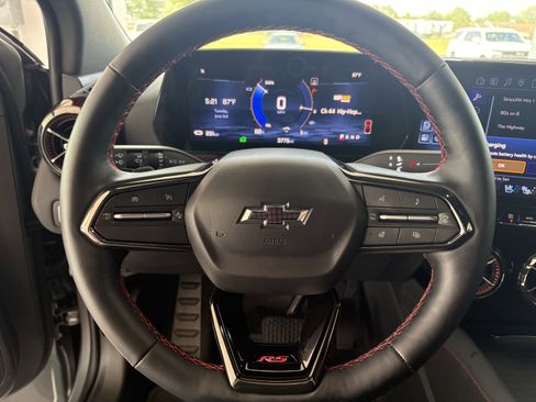 Used 2025 Chevrolet Blazer EV RS image 10