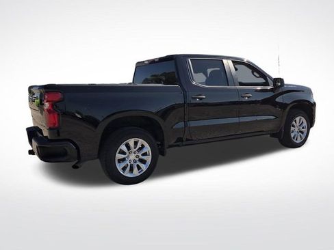 Used 2022 Chevrolet Silverado 1500 Custom RWD image 9