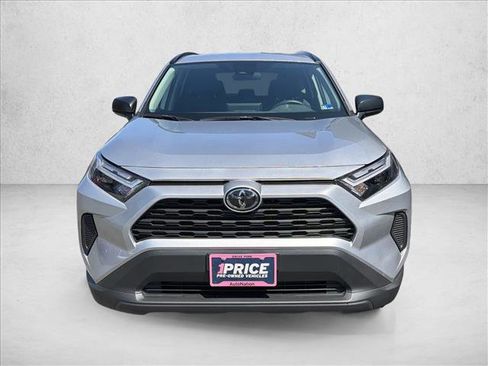 Used 2025 Toyota RAV4 LE image 2