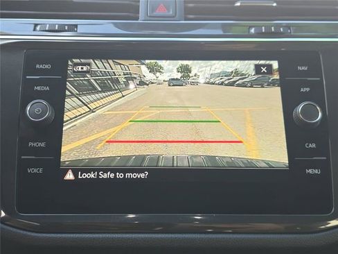 Used 2023 Volkswagen Tiguan SEL R-Line AWD/4WD image 20