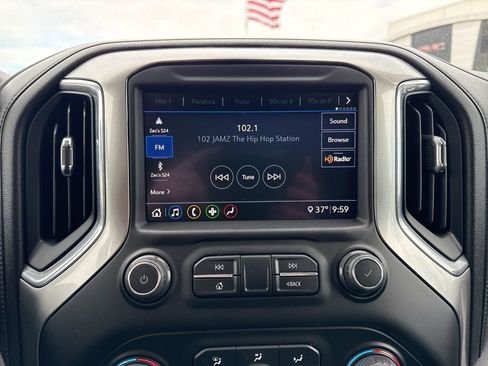 Used 2020 Chevrolet Silverado 1500 RST image 18