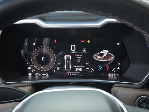 Used 2023 GMC Canyon Denali image 21